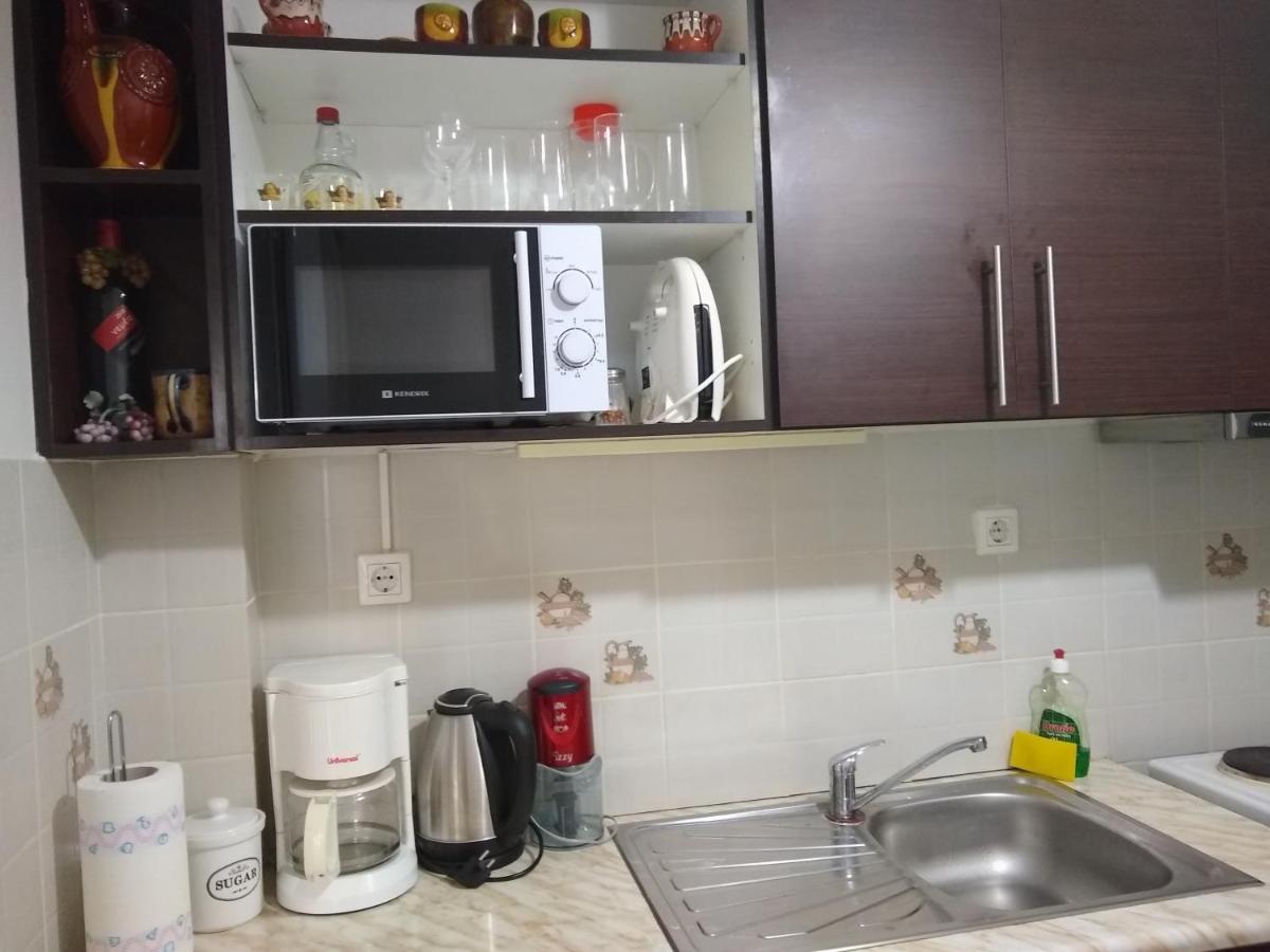 Acropolis Within 10 Minutes Walk! Classical Apartment And A Hostess At Your Side! Athens Exterior photo